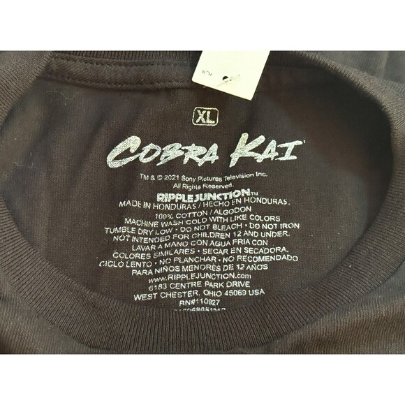 COBRA KAI Short Sleeve Pull-Over Crew Neck Black T-Shirt XL NWT - Picture 5 of 6
